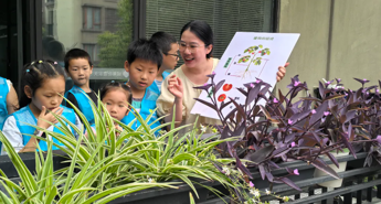 【向恒•德育】手植书香 共筑绿梦——记石湖中学阅读进社区之科普种植活动