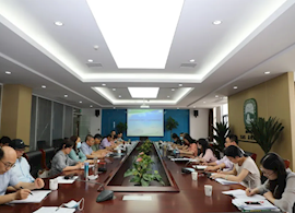 指点迷津促成长 精准施策争佳绩——记区教育局领导专家莅临石湖中学调研指导