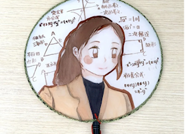 妙手绘团扇 浓情在其中——初二的老班，请看过来