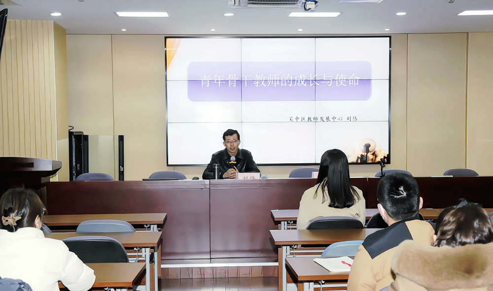 深学细悟！以“四敢”精神促成长——记石湖中学首届青优班集中研修（二）