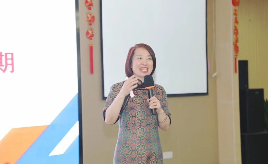 【护航·共育】 懂是教育的前提 ——《石中家长乐学堂》第十八期活动火热延续