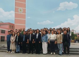 【求索·要闻】如皋如歌话芬芳，赋能前行促成长——记石湖中学行政和班主任团队素养提升培训活动