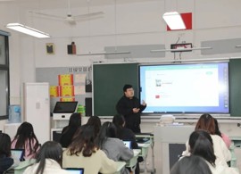 【弘文·科研】2024-2025学年度石湖大讲堂第四期教技——“智慧课堂”专题培训