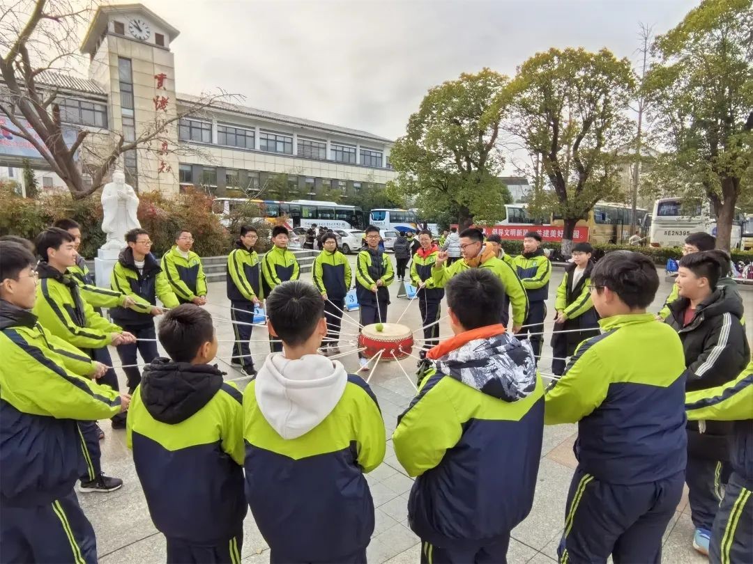 【向恒·德育】 实践砺心智，文化润心田 ——记石湖中学初二年级社会实践活动