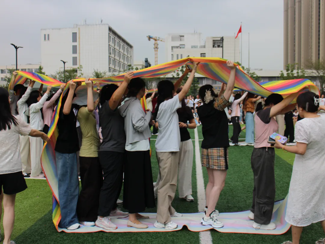 【求索·要闻】双节同庆展风采，趣味竞技聚人心